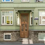 Family Apartment *